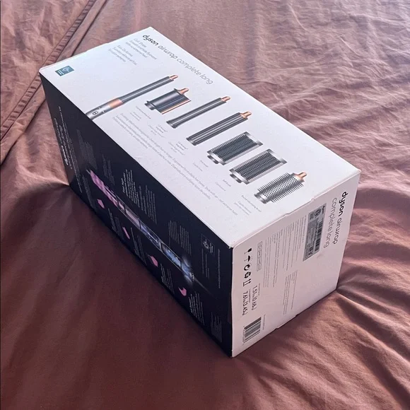 Dyson Airwrap Styler in Silver and Copper - Picture 2 of 11